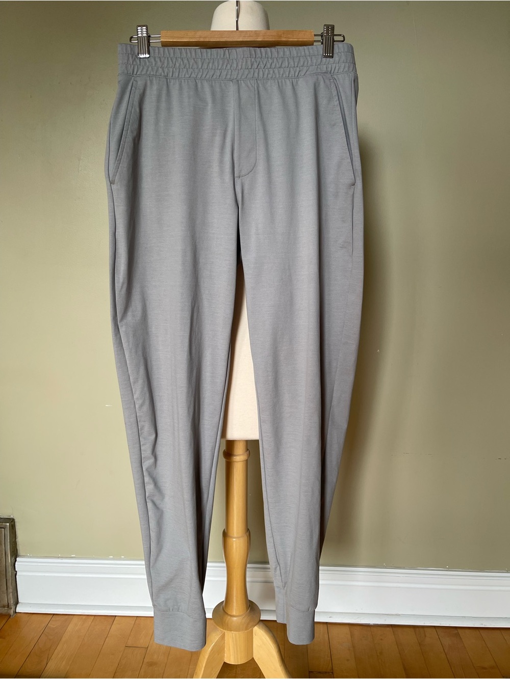 UNIQLO Airism Extra Stretch Jogger Pants